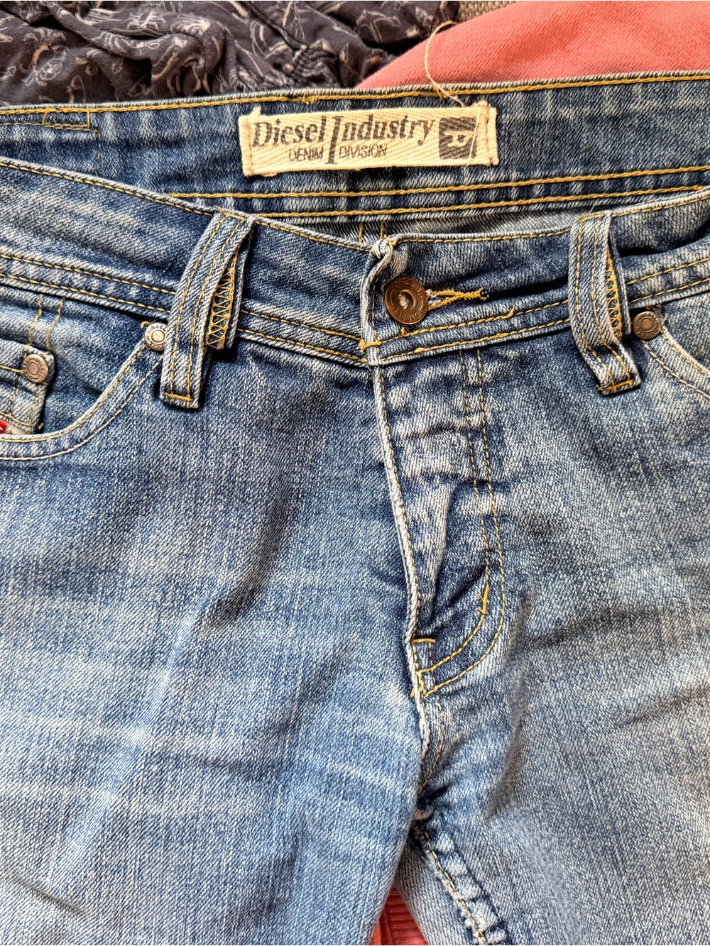 SUPER RARE - Deadstock Diesel Blue Denim Jeans with Red Embroidered Patch - Picture 3 of 11